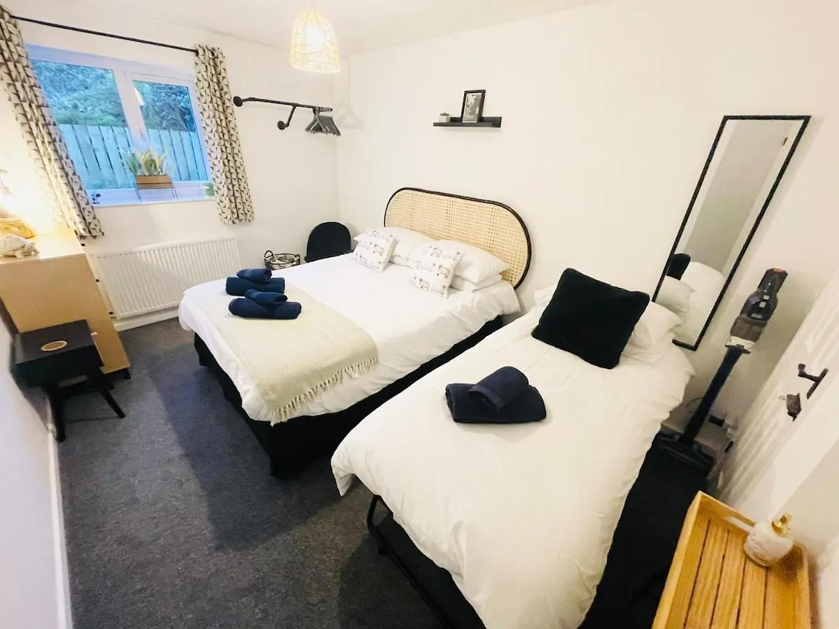 Cosy & Chic Dog Friendly Apartment, 塞特尔 英国